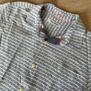 Tommy Bahama Men’s 100% Silk Hawaiian Button Up Collared Shirt size Large Blue